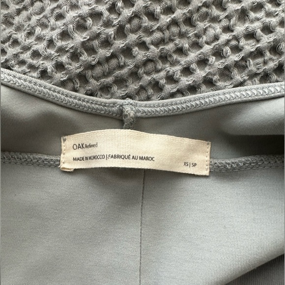 Oak + Fort Top - Picture 4 of 4